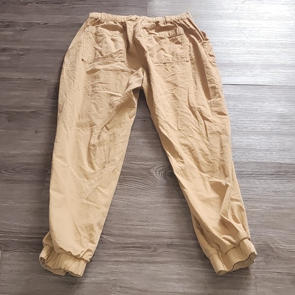 NWOT  Women's Mid Rise Utility  Cargo Pant - Picture 2 of 7